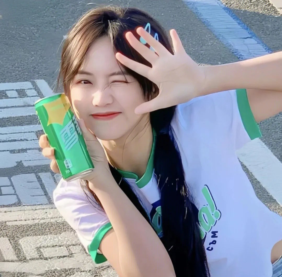 俏书记